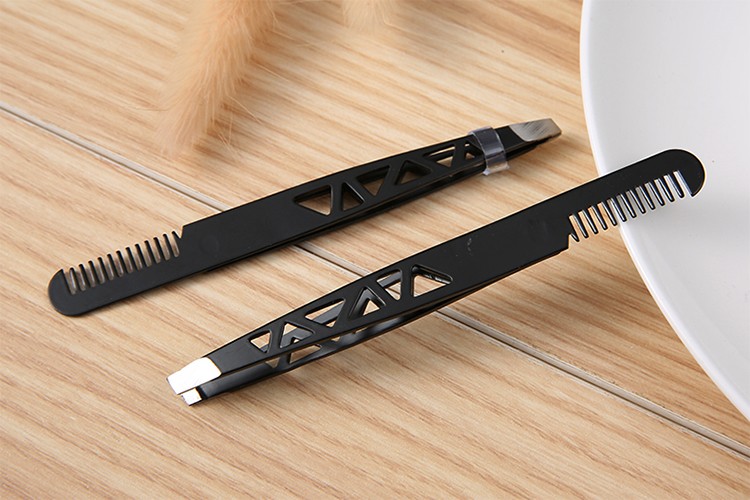 Wholesale Cosmetic Stainless Steel Eyebrow Tweezers and Eyebrow Hair Remove Clip with Comb A228