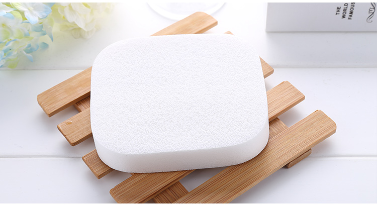 Lameila Newest style Oval shape Soft PVA White Face Cleaning Sponge B0028