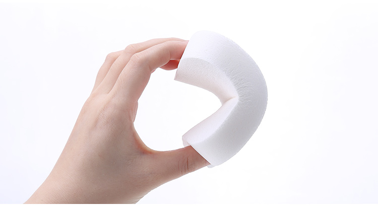 Lameila Newest style Oval shape Soft PVA White Face Cleaning Sponge B0028