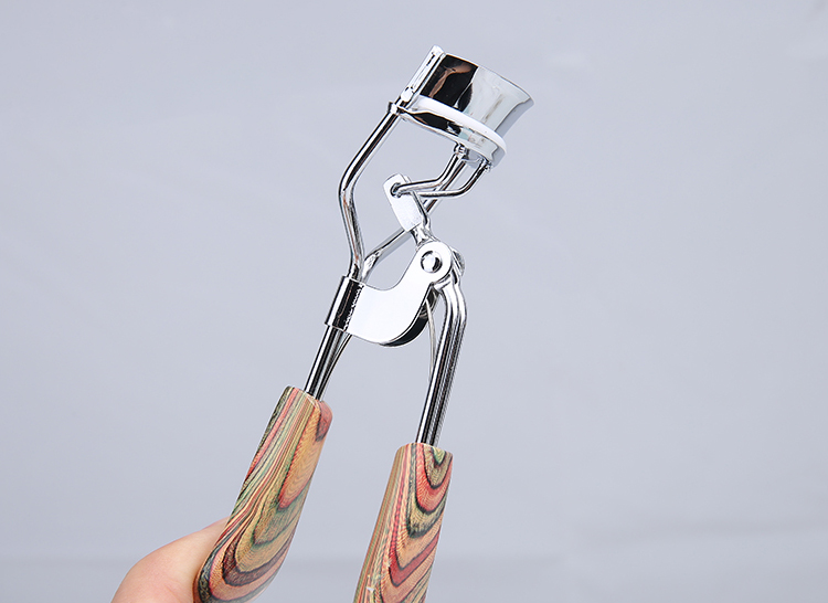 Silubi New Fashion Makeup Tools Cosmetic Portable Plastic Stainless Steel Eyelash Curler SLB-J001