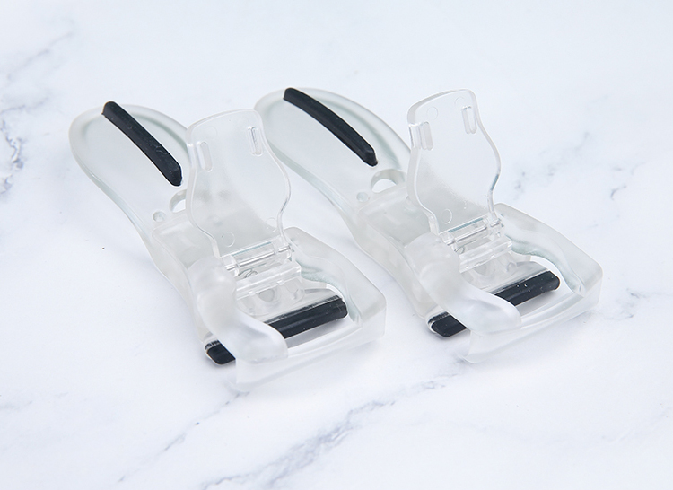 Silubi Pressed Design Curling Lasting Mini Plastic Precision Eyelash Curler SLB-J002