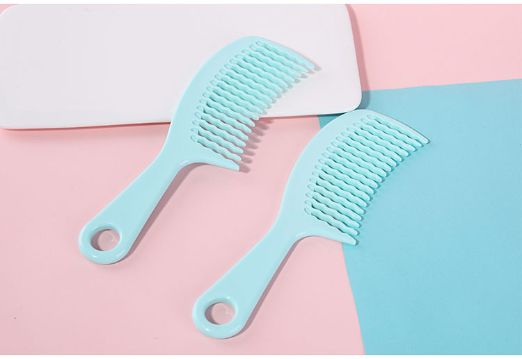 2020 wholesale custom profesional plastic wide tooth hair comb for women