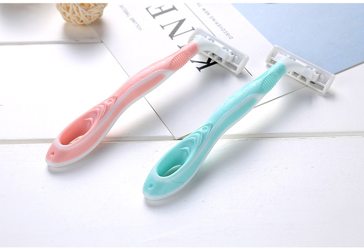 Wholesale personal care 3 layers blades safety shaving blade razor