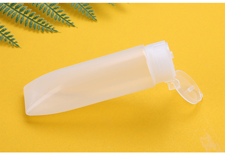 Lameila Brand Wholesale Cosmetic Packaging Travel Plastic Cream Bottle Pet 60ml Beauty Filp Cover Empty Bottle LM112