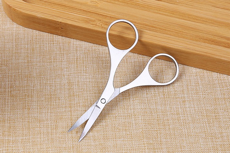 Lameila Manufacturers Professional Beauty Scissors Wide Point Stainless Steel Makeup Eyebrow Scissors Cosmetic Tools A0423