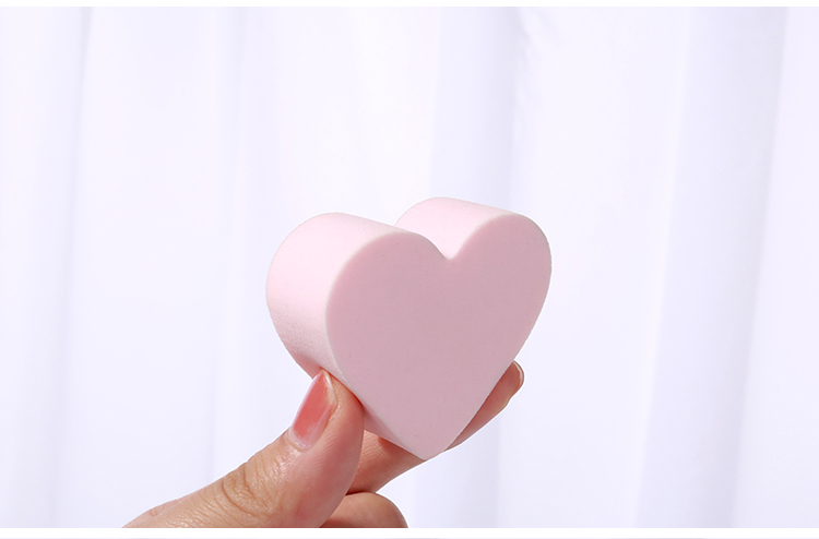 Yousha facial makeup puff makeup sponges heart 4pcs pink white light blue Foundation cosmetic blending sponges puff YF144