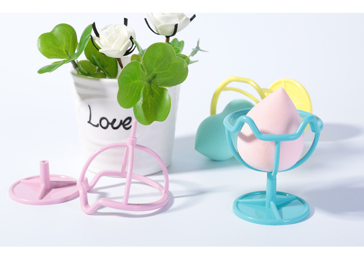 Lameila cosmetic plastic display stand beauty sponge holder blender silicone makeup sponge holder A772
