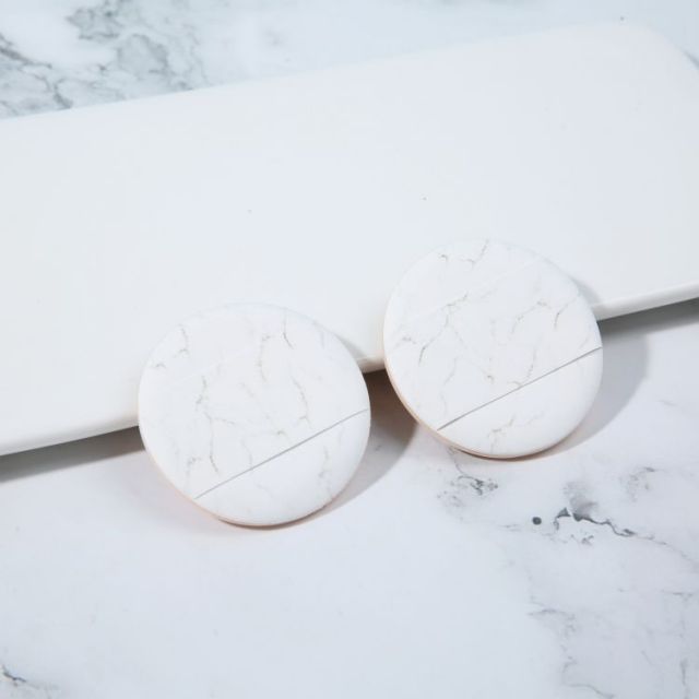 Silubi New Fashion Small White Air Cushion Puff 2 Pcs Make Up Powder Puff Convenient Cosmetic Makeup Tools Slb-f002