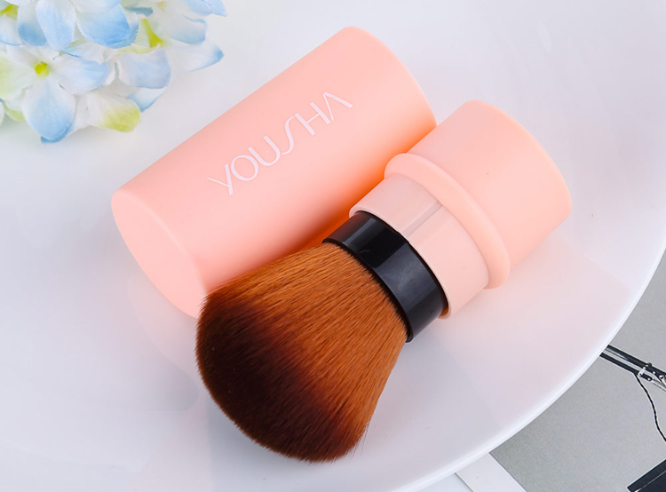 Yousha Custom Logo PS Handle Round Dense Telescopic Face Makeup Brush Retractable Pink Fluffy Makeup Brushes YC021