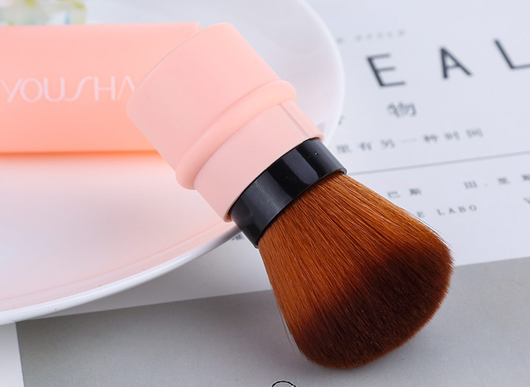 Yousha Custom Logo PS Handle Round Dense Telescopic Face Makeup Brush Retractable Pink Fluffy Makeup Brushes YC021