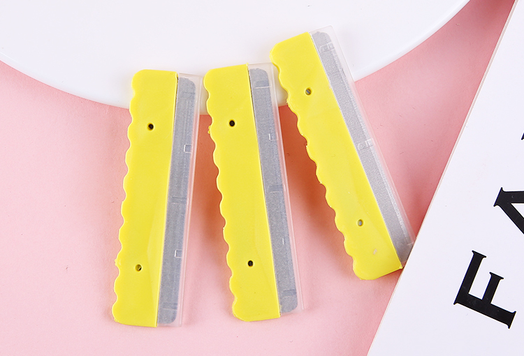 Wholesale Stainless Steel 3pcs Blade Sharper Safe Non-Slip Manual Shave Eyebrows Beard Trimming Blade Z028