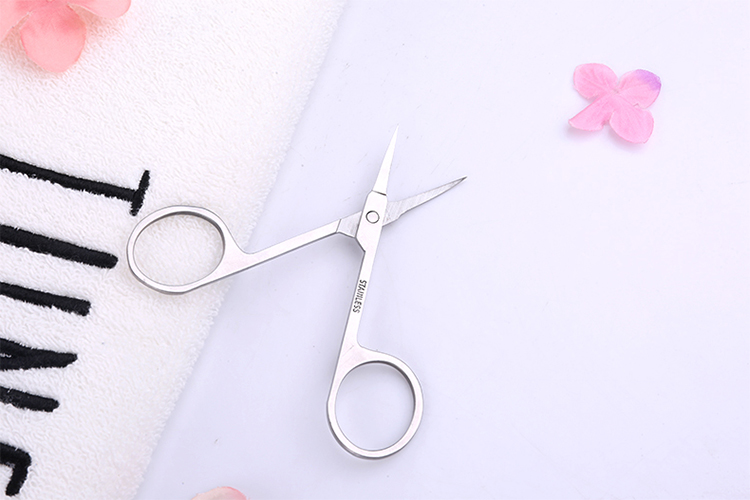 Yousha Wholesale Small Makeup Scissor Eyelashes Remover portable Facial Trimmer Nose Hair remover Face Eyebrow Scissors M751