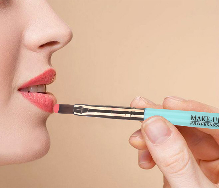 Niaowu OEM Manufacturer 1pcs Soft Women Beauty Brush Green Color Makeup Lip Brushes Portable Lip Brush N716