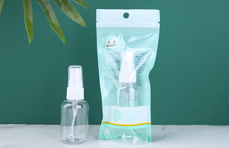 Manufacturer 50ml PET Spray Bottle Transparent Fine Mist Make Up Cosmetic Bottle Travel Pocket Plastic Empty Bottle N554