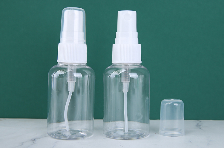 Manufacturer 50ml PET Spray Bottle Transparent Fine Mist Make Up Cosmetic Bottle Travel Pocket Plastic Empty Bottle N554