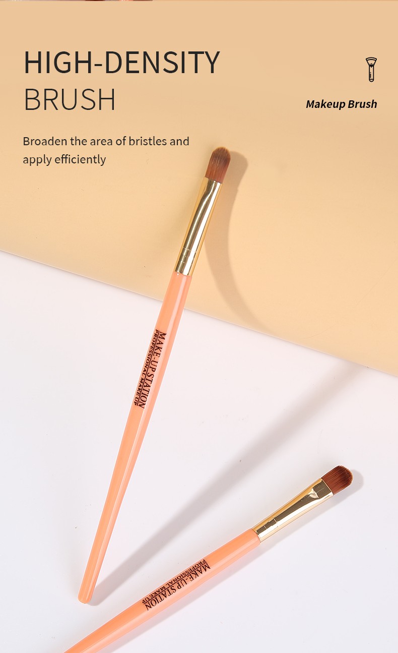 Wholesale professional portable custom logo eyeshadow concealer brush plastic makeup brush B0478