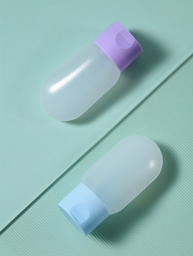 LMLTOP 3pcs 30ml Plastic Empty Bottle Flip-Open Squeeze Bottle Portable Small Capacity Empty Shampoo Bottles SY711