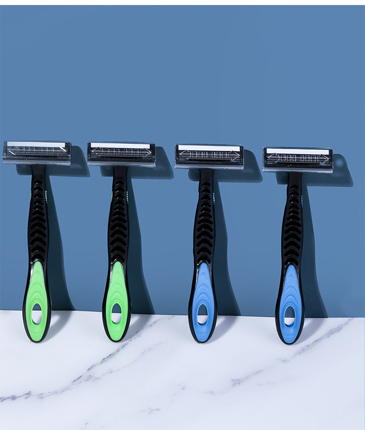 LMLTOP OEM Low Price 4pcs Comfortable Triple Blades Shaving Knife Non-Slip Handle Shaver For Men Portable Shaver A0912