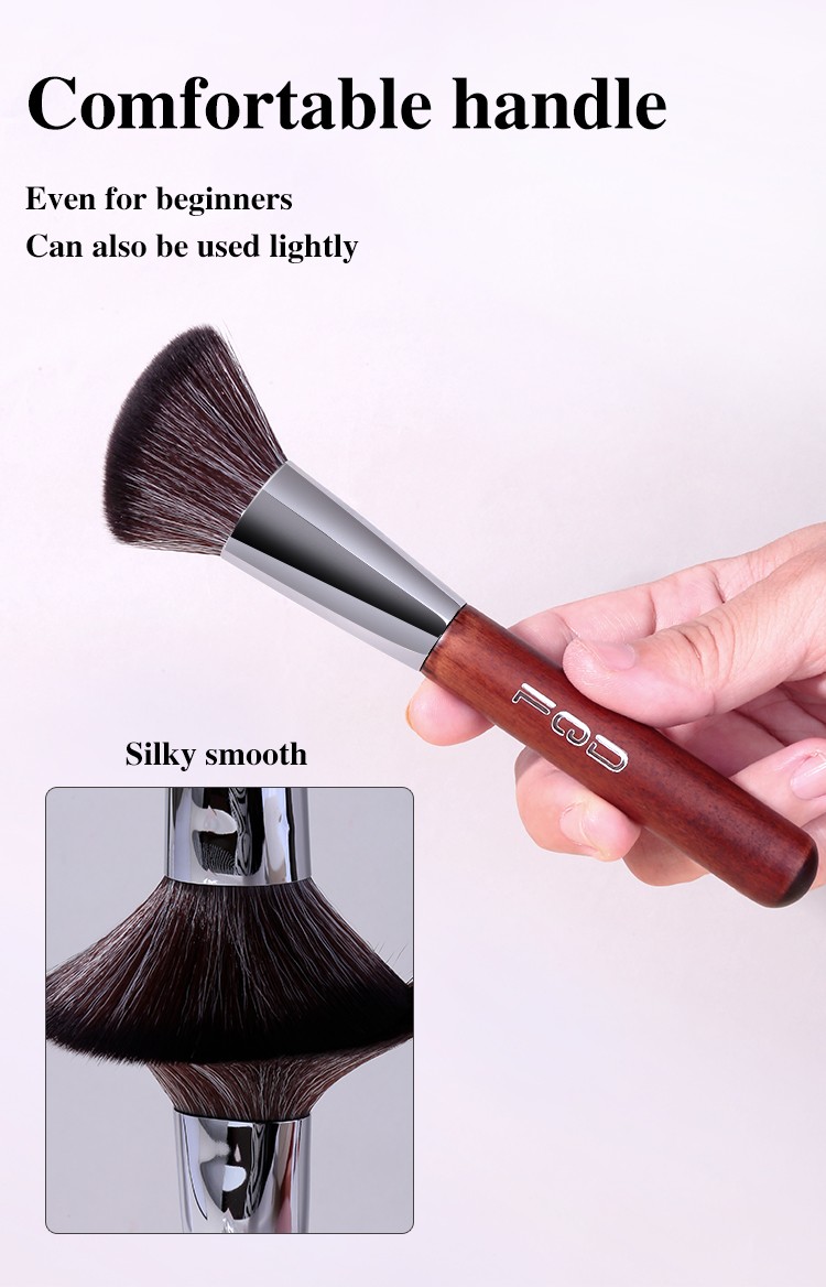 On Sale LMLTOP Popular Nylon Hair Wood Handle Makeup Brush High Quality Single Powder Brush B0533