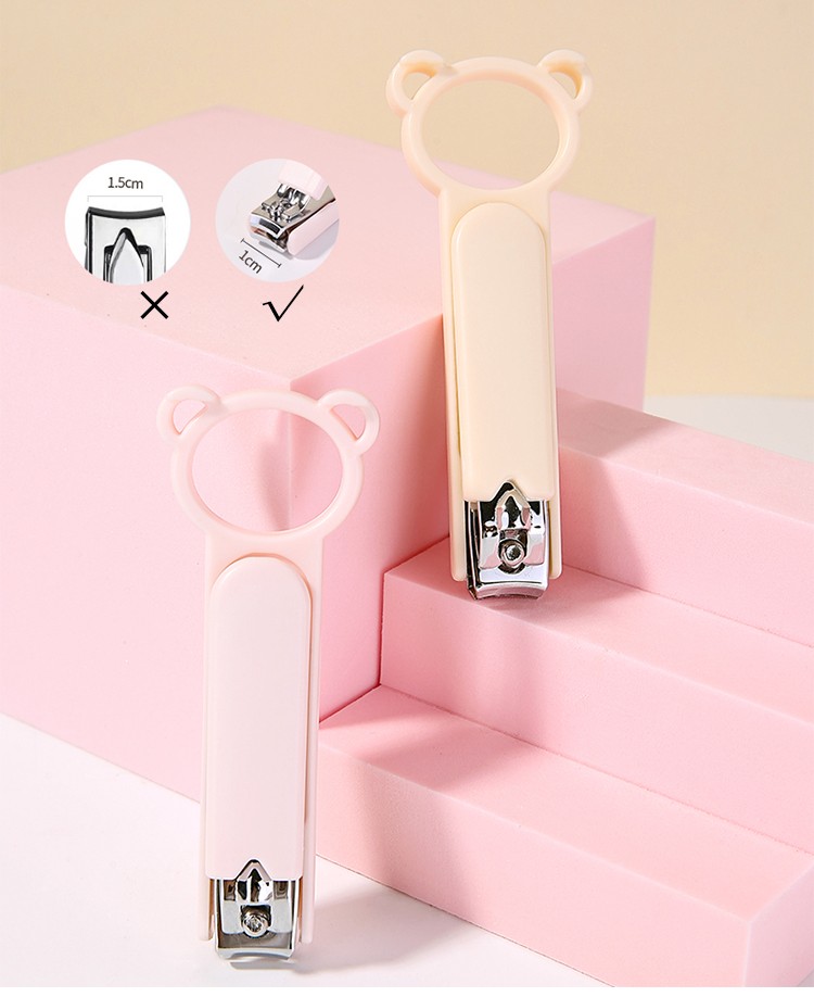 LMLTOP Hangable cute cartoon bear nail clippers TOP-043 modern non-slip plastic shell rubber handle nail clippers soft touch