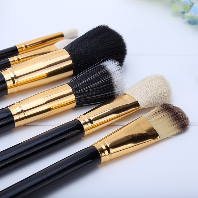 Maizhuang Travel Buy 13pcs Professional Makeup Brush Kit Custom Private Label Soft Nylon Makeup Brushes Set Factory Z354