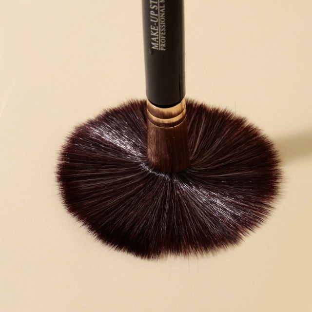 LMLTOP Wholesale Soft Nylon Hair Cosmetic Brushes For Make Up Brush Single Private Label Eye Shadow Brush SY1067-70