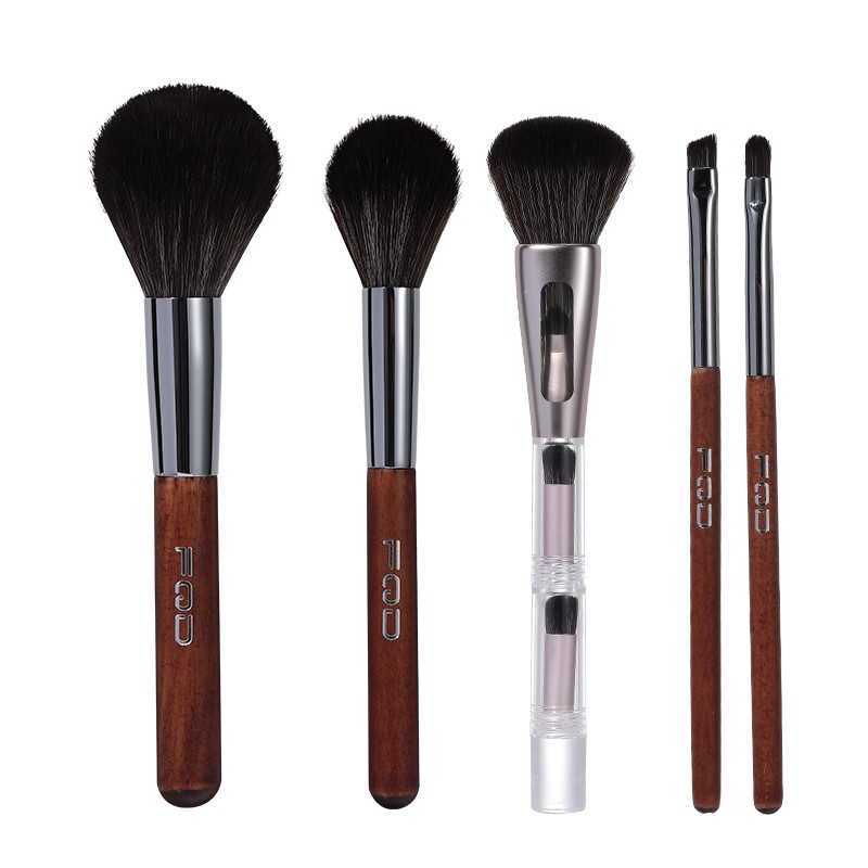 High Quality red wooden Loose Blush Powder Brush Vegan low animal hair Soft Makeup Brush synthetic Hair Make Up Brush Wholesale