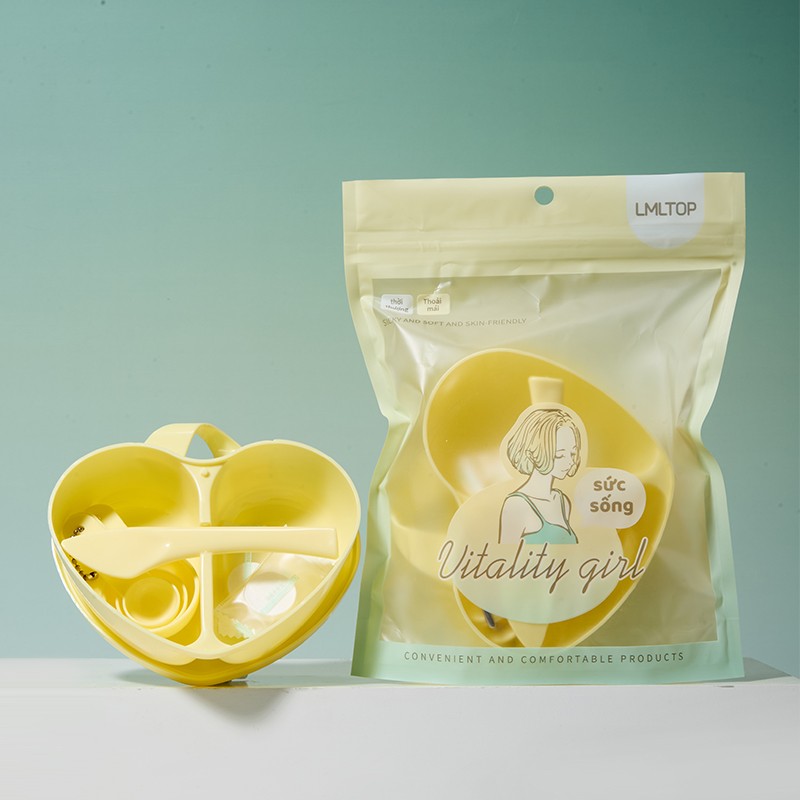 Heart Shape DIY Silicone Mask Mixing Bowl Set Facial Mask Mixing Tool with 3 in 1 Measuring Mask Bowl Brushes Stick Spatula -083